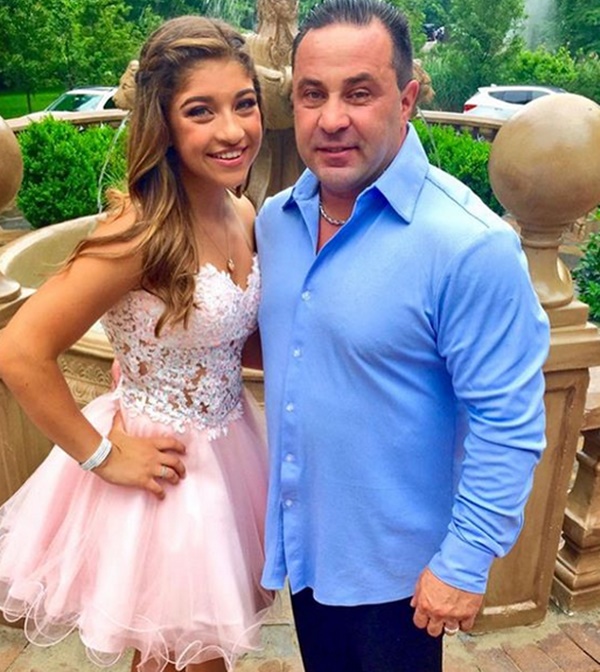 'RHONJ' Star Joe Giudice Reportedly 'Crying Constantly' in ICE